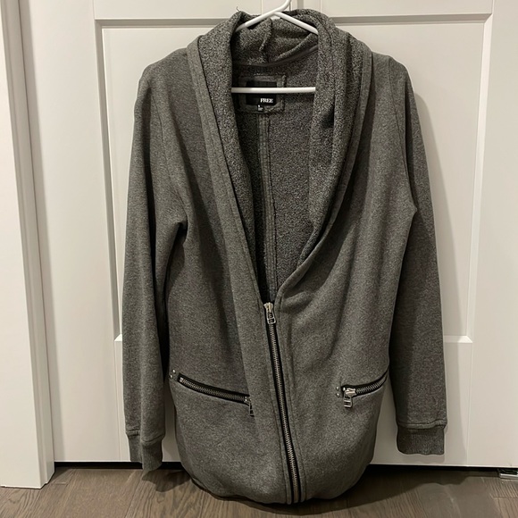 Wilfred Free Rousseau Sweater (Dark Grey) - Picture 2 of 5